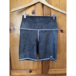 ALO Yoga High-Waist Airbrush Biker Shorts Women's XS Athleisure Workout Gym READ